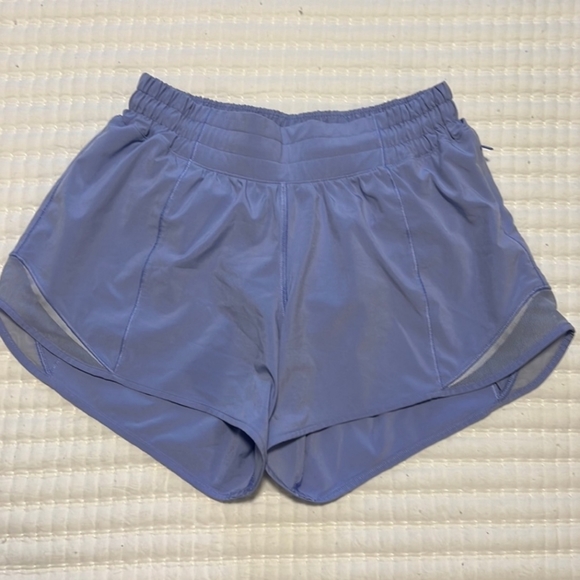 Lululemon - Picture 3 of 3